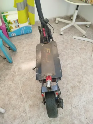 Patinete Eléctrico FLJ