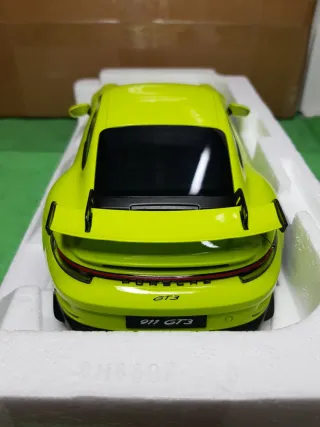Porsche 911 GT3 992 Norev 1/18