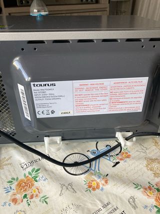 Microondas Taurus grill 700w