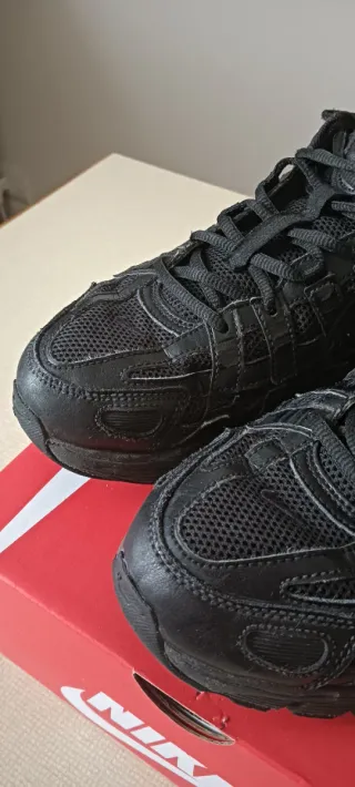 Nike P-6000 nere taglia 10.5 US