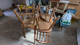 Mesa Roble Macizo Extensible + 4 Sillas