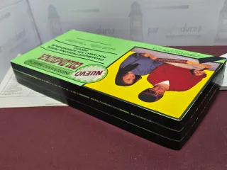 Cítara Colombina Vintage con partituras