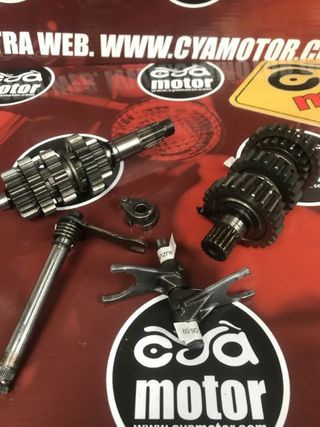 Despiece caja de cambios con defecto para Suzuki RMZ 450 2008-2012 2412028H01