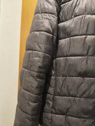 Cazadora acolchada impermeable gris Talla M