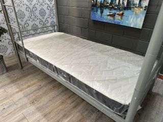 Litera doble metálica gris