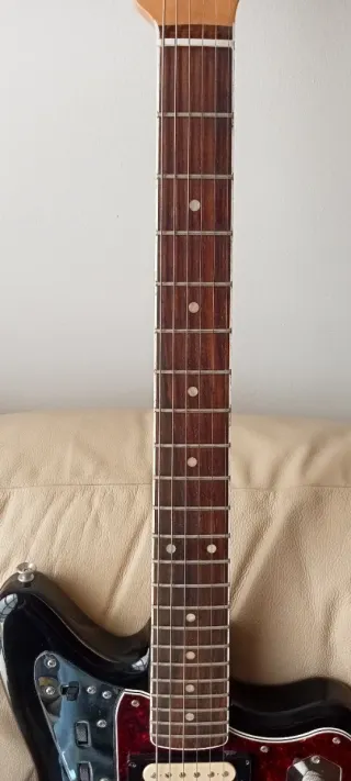 Guitarra Fender Kurt Cobain Jaguar