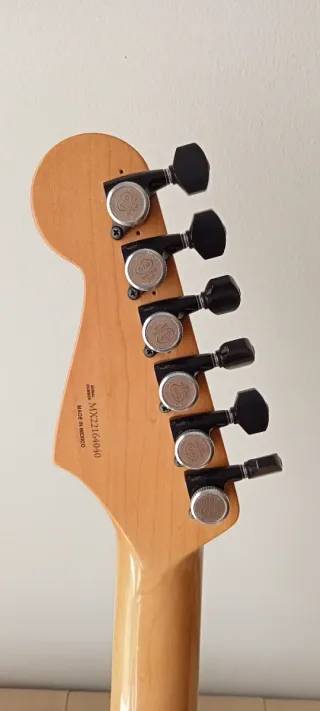 Guitarra Fender Kurt Cobain Jaguar