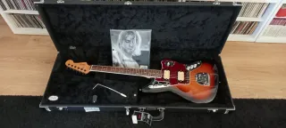Guitarra Fender Kurt Cobain Jaguar