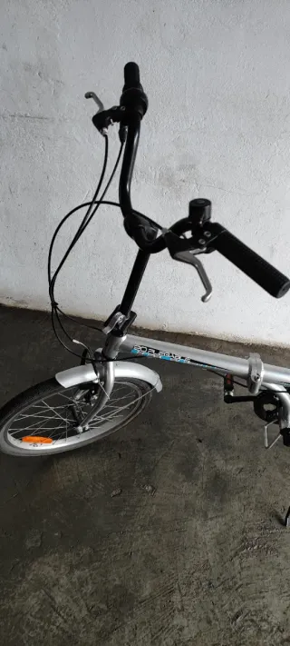 Bicicleta pieghevole 20" grigia