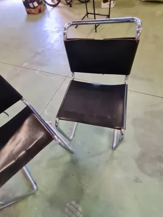 Sedie vintage in pelle e metallo