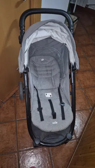 Carrito bebé Joie gris
