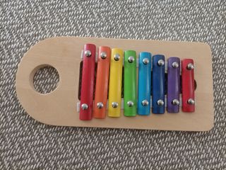 Juguete madera: Xilófono y Martillo