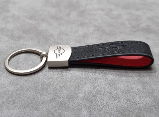 Llavero Mini Cooper Negro y Rojo