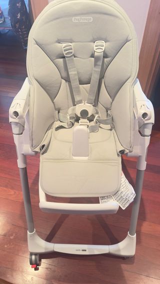 Trona y hamaca Peg Perego 4 ruedas