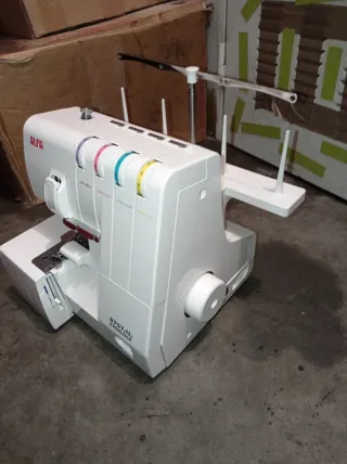 Máquina de coser remalladora Alfa Overlock 8707