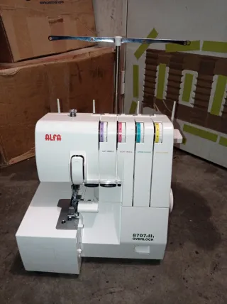 Máquina de coser remalladora Alfa Overlock 8707