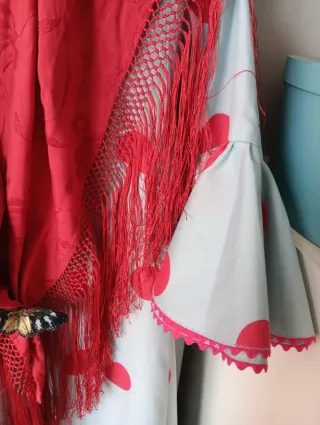 Traje de flamenca volantes lunares