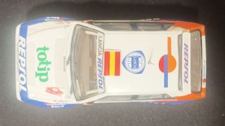 Coche de slot Scalextric LANCIA Delta Integrale.