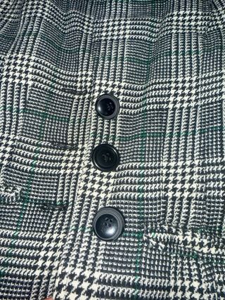 Americana de cuadros gris y blanco