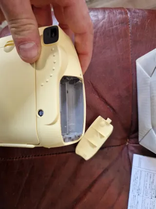 Cámara Fujifilm Instax Mini 8 Amarilla