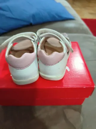 Sandalias Garvalin Blancas T.19