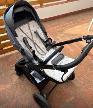 Carrito de bebé gris Kinderkraft nea 2