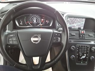 Volvo XC60 2.0 D3 136 CV KINETIC 2WD