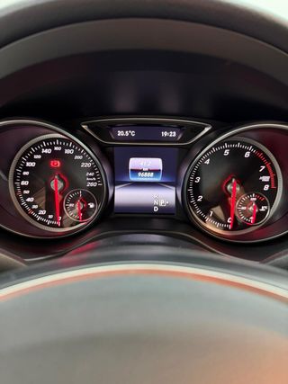 Mercedes-Benz GLA 2019