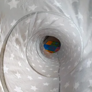 Túnel de juego infantil estrellas.