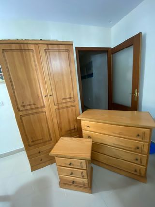 Armario 2p + cómoda 4c + mesita 3c