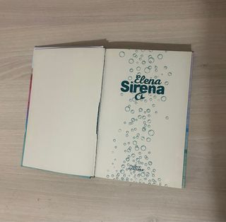 Libros en buen estado de Elena Sirena