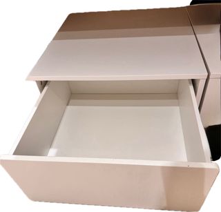 Cajonera blanca de plástico  Precio es por unidad