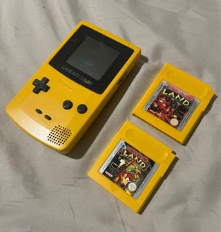 Nintendo Game Boy Color Giallo