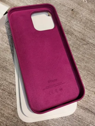 Funda Apple iPhone 16 pro max Fucsia