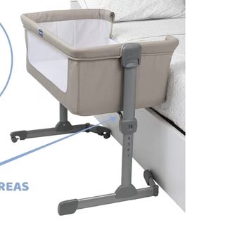 Culla ad altalena Chicco Next2Me. Usata una notte