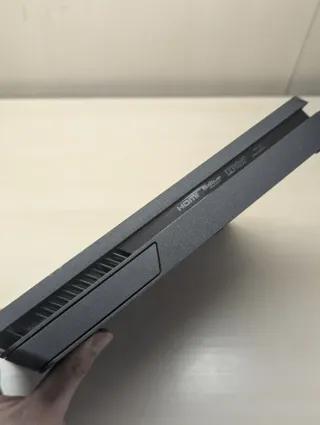 PS4 Slim 500GB Console Nera + Controller