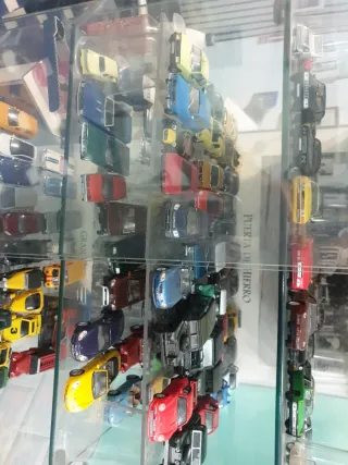 Coches a escala 1:43