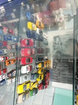Coches a escala 1:43