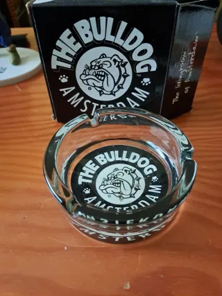 Cenicero The Bulldog Amsterdam