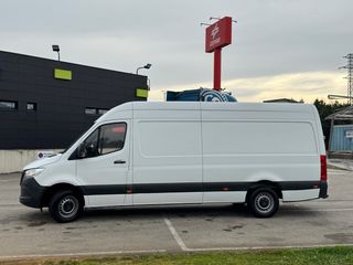 Mercedes-Benz Sprinter 2023 L3H2 Larga