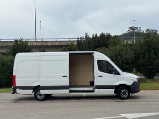 Mercedes-Benz Sprinter 2023 L3H2 Larga