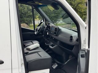 Mercedes-Benz Sprinter 2023 L3H2 Larga