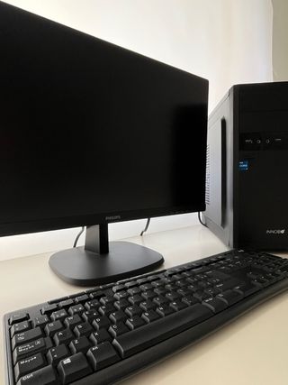 Ordenador Sobremesa + Monitor Philips Negro