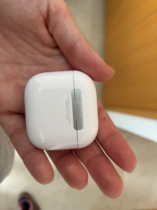 caja de airpods