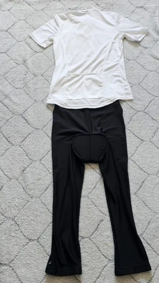 Conjunto Ciclismo: Maillot Blanco y Culotte Negro