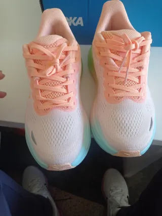 Zapatillas Hoka Naranja y Verde