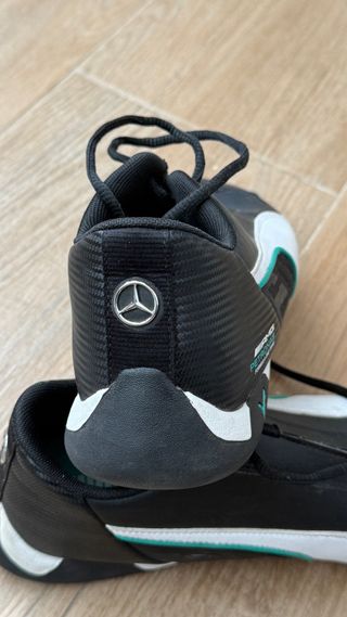 Zapatillas Puma Mercedes Benz Negras y Blancas