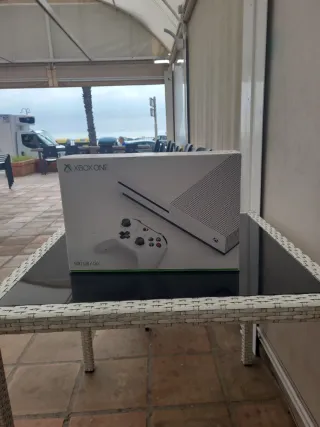Le due per 170 Xbox One S 500 GB Bianca