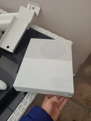 Le due per 170 Xbox One S 500 GB Bianca