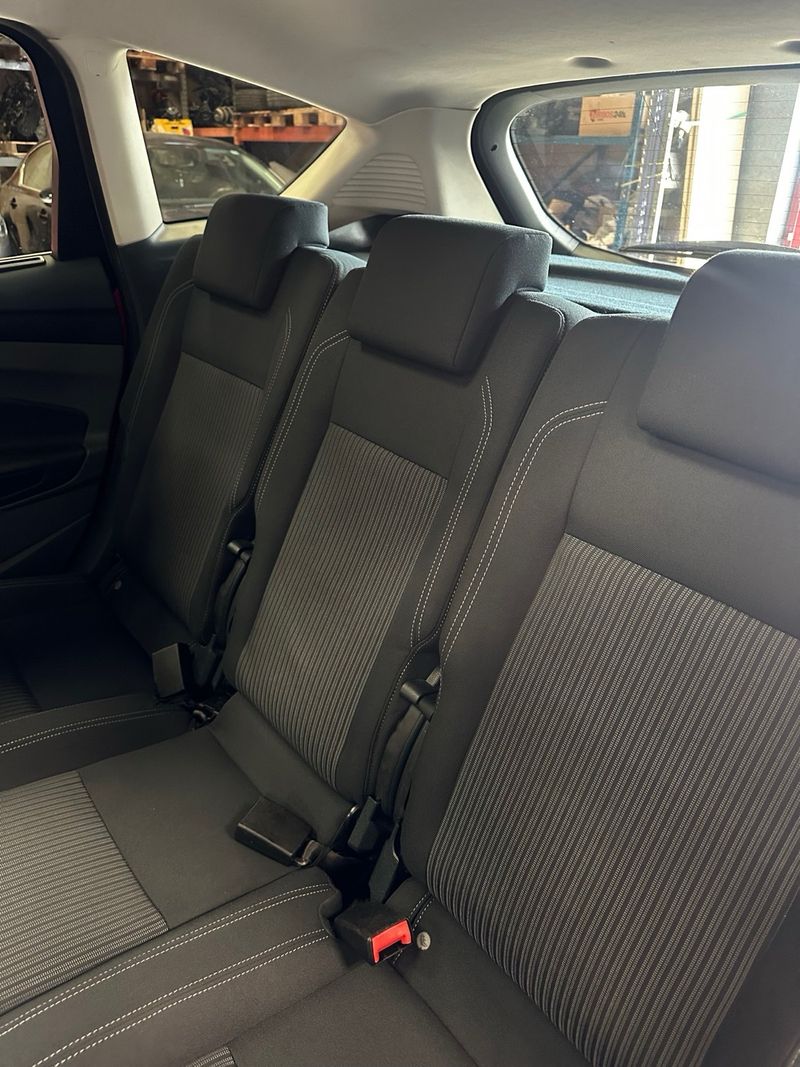 Ford C-Max 1.6 TDCi Titanium 2014, foto 10